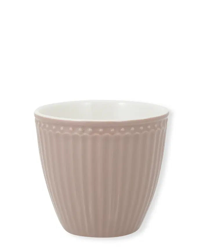 GreenGate Alice latte kopp hazelnut – brun kopp 35 cl