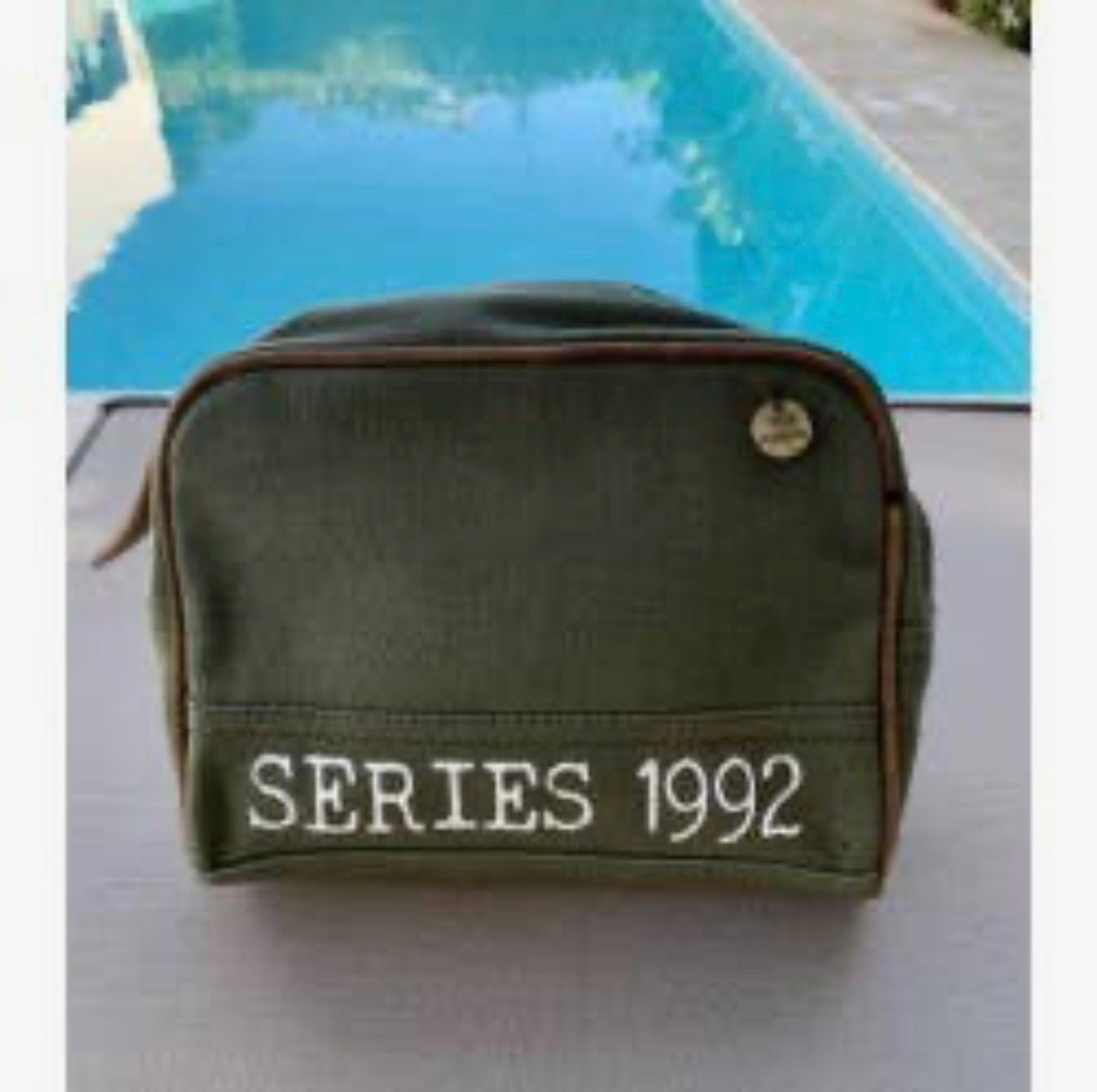 Casa Natura Grover GR08 – Liten toalettveske i military green. Sendes fra Spania 24. juli