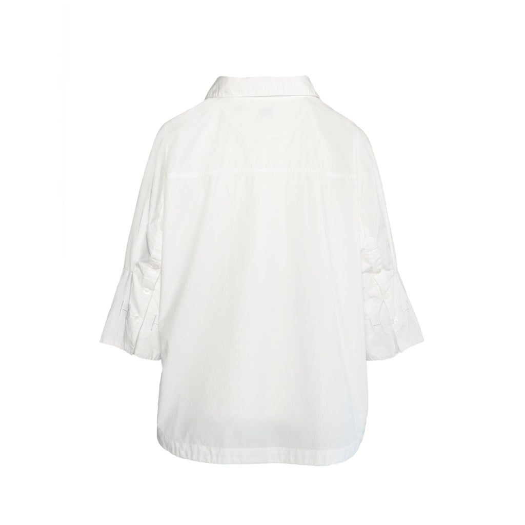 HÉST Arya Shirt – Klassisk bomullsskjorte med moderne passform.