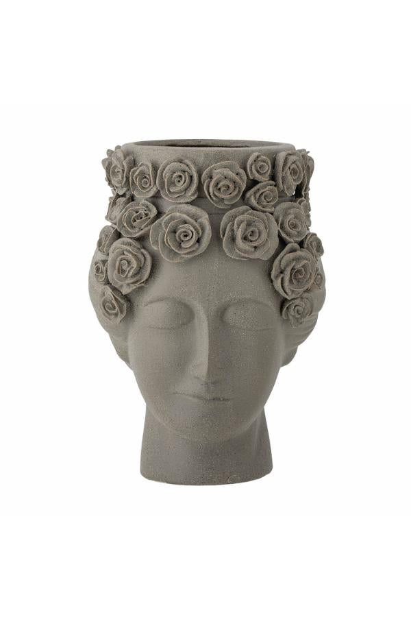 Akira vase i grått stentøy – kunstnerisk og elegant designvase fra Bloomingville