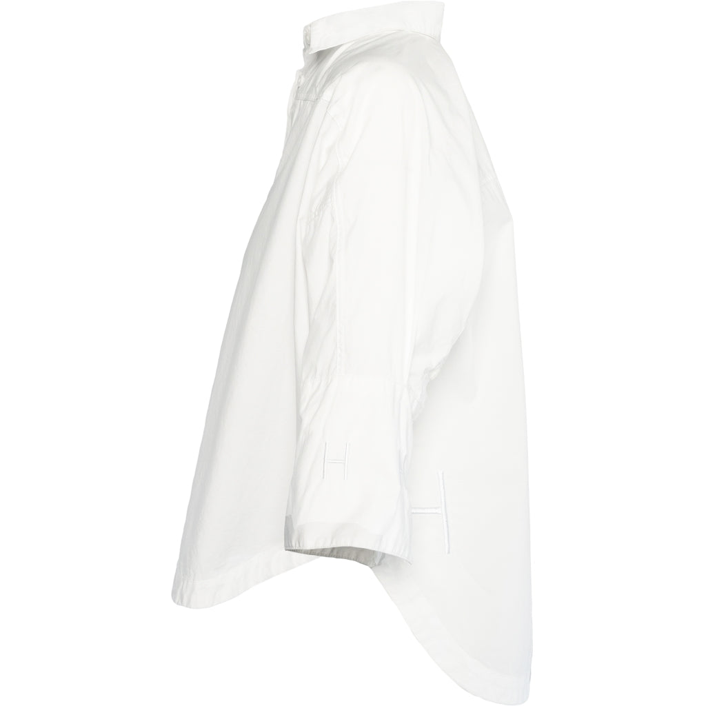 HÉST Arya Shirt – Klassisk bomullsskjorte med moderne passform.