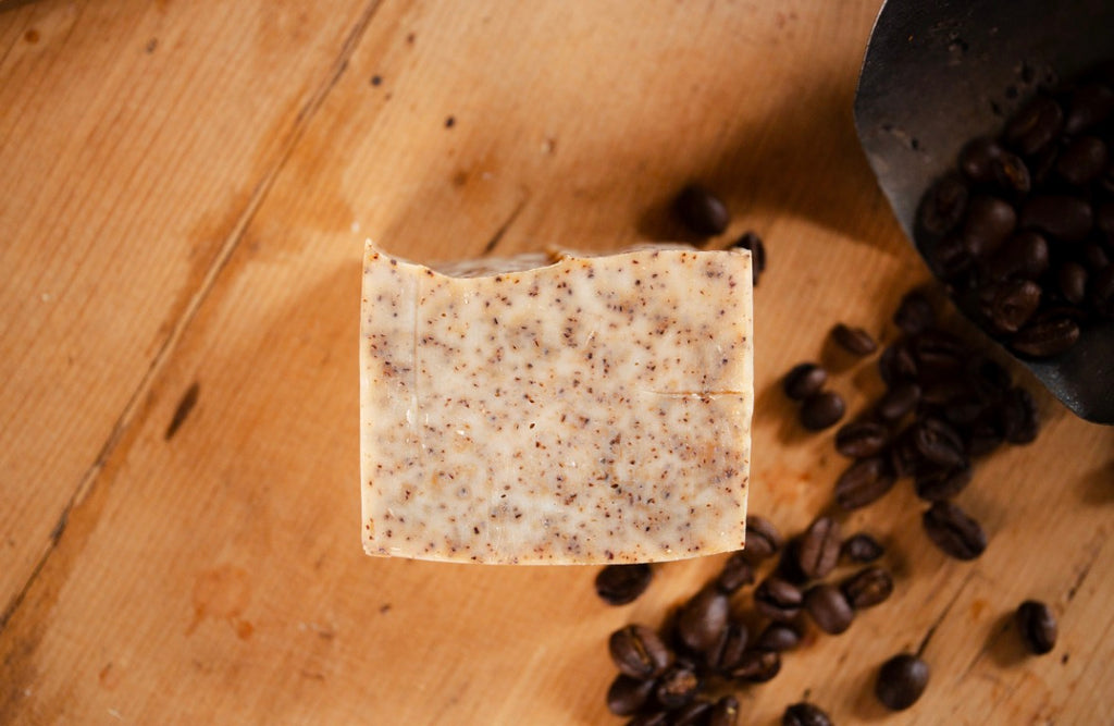 Kaffeskrubb, heimelaga såpe