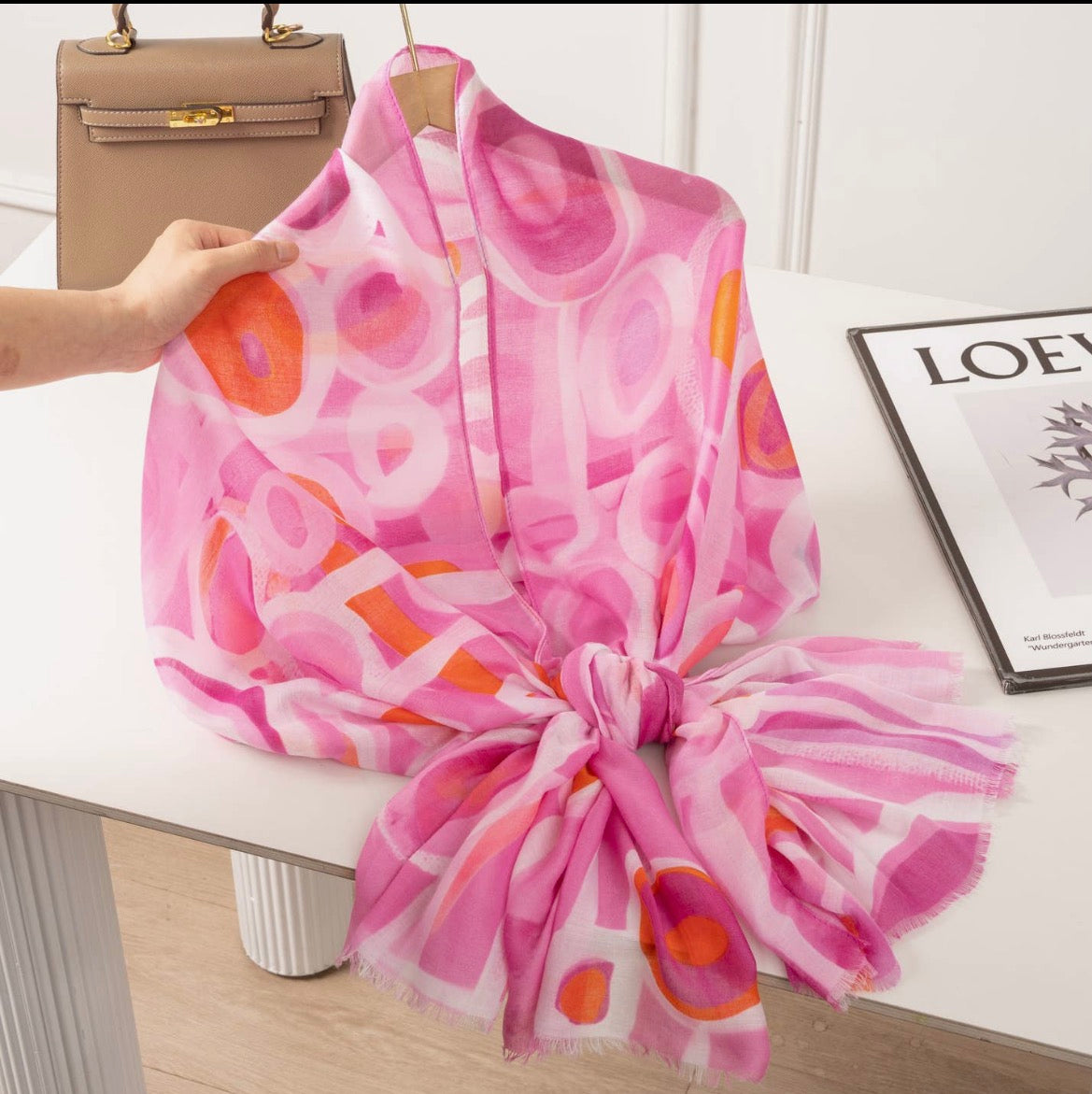 Pareo-skjerf i bomull og viskose – Fuchsia

180 x 90 cm