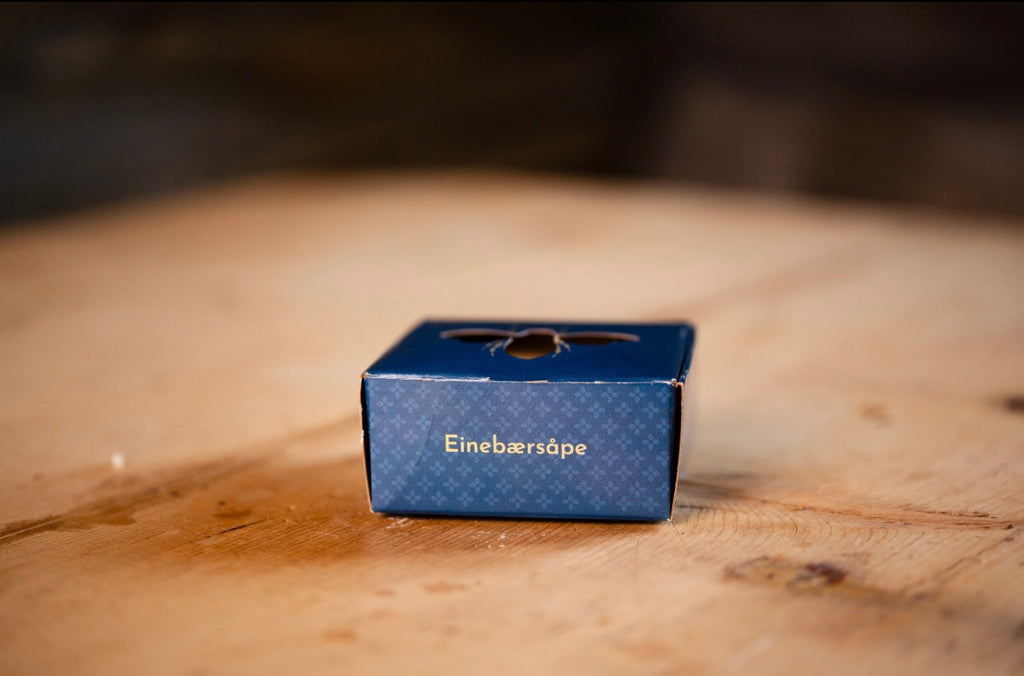 Einebærsåpe, heimelaga såpe med einebær