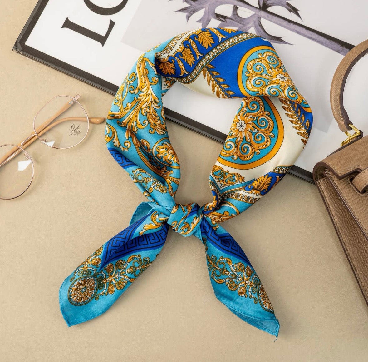 Royal Blue Skjerf 70 x 70 cm