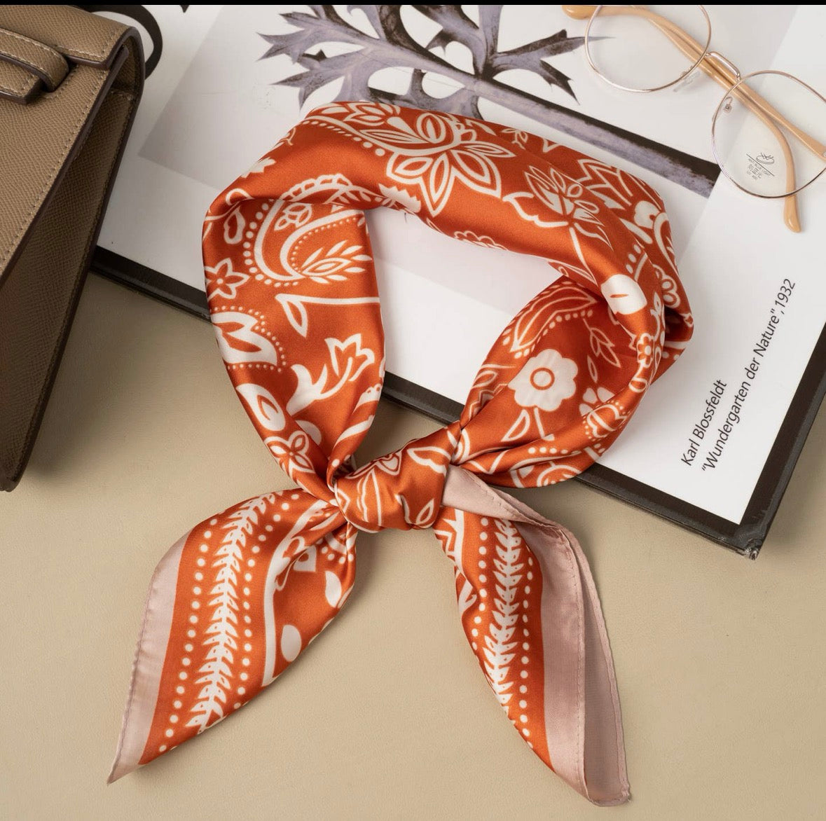 Paisleyskjerf 70 x 70 cm – Rust