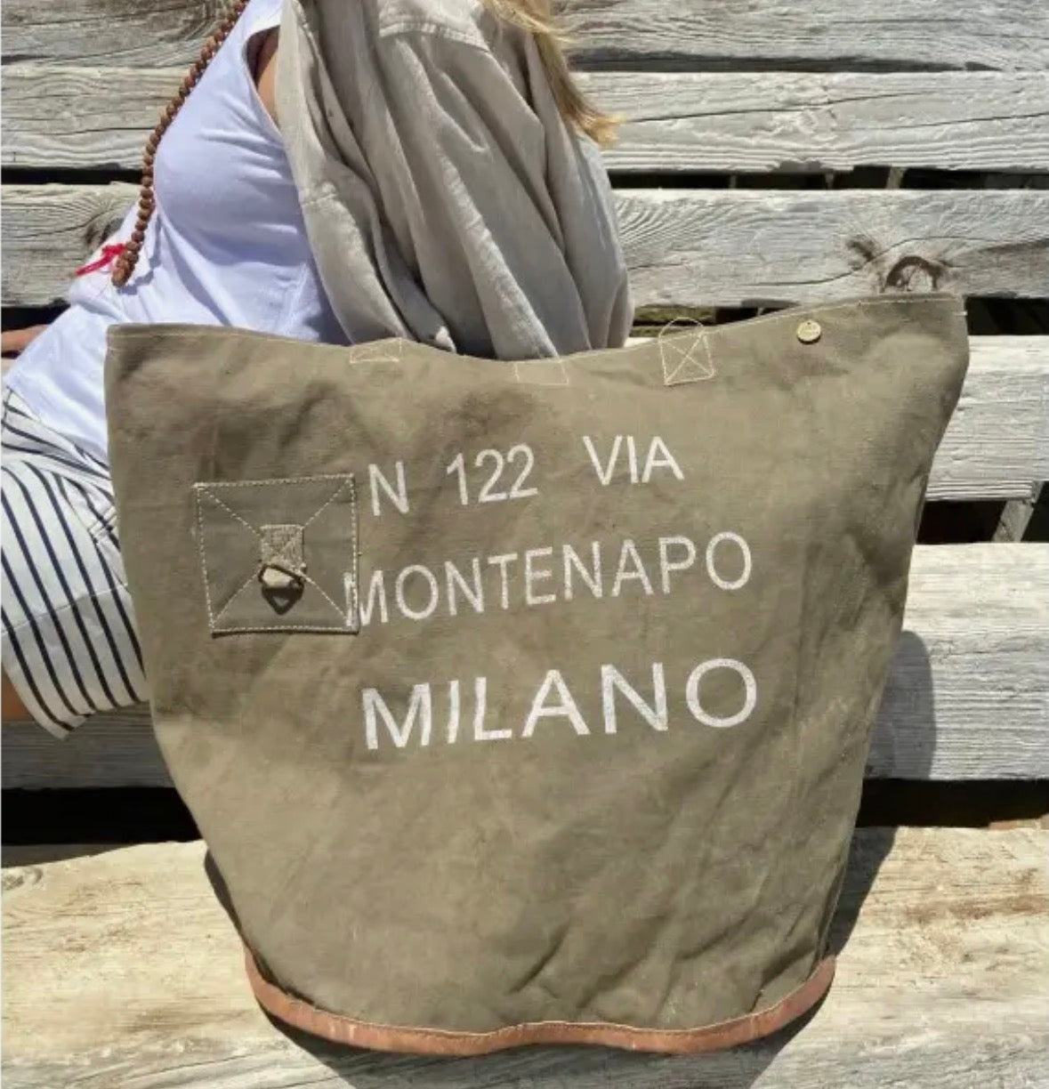 Classic Tote Canvas Bag – Retro RR4, hvit skrift