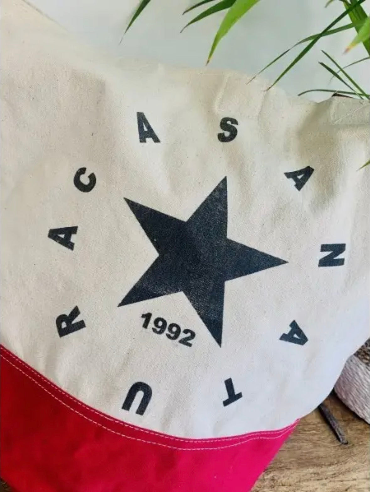 Casa Natura Kobe – Stor canvasveske med stjernemotiv. Sendes fra Spania 24. juli
