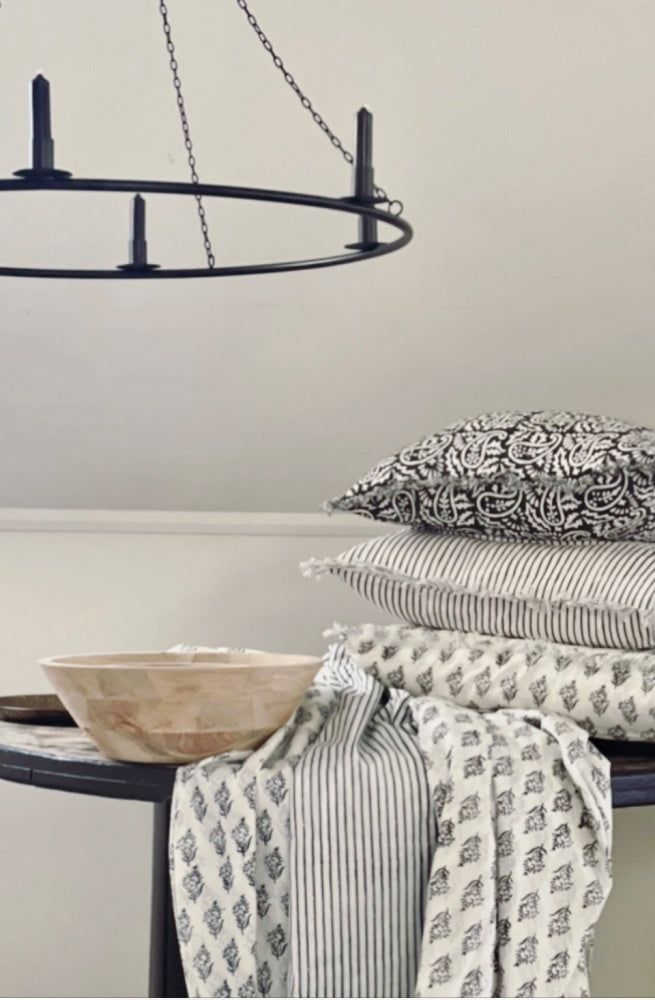 Putetrekk Stripe Black i bomull fra Mille Moi - 50x50