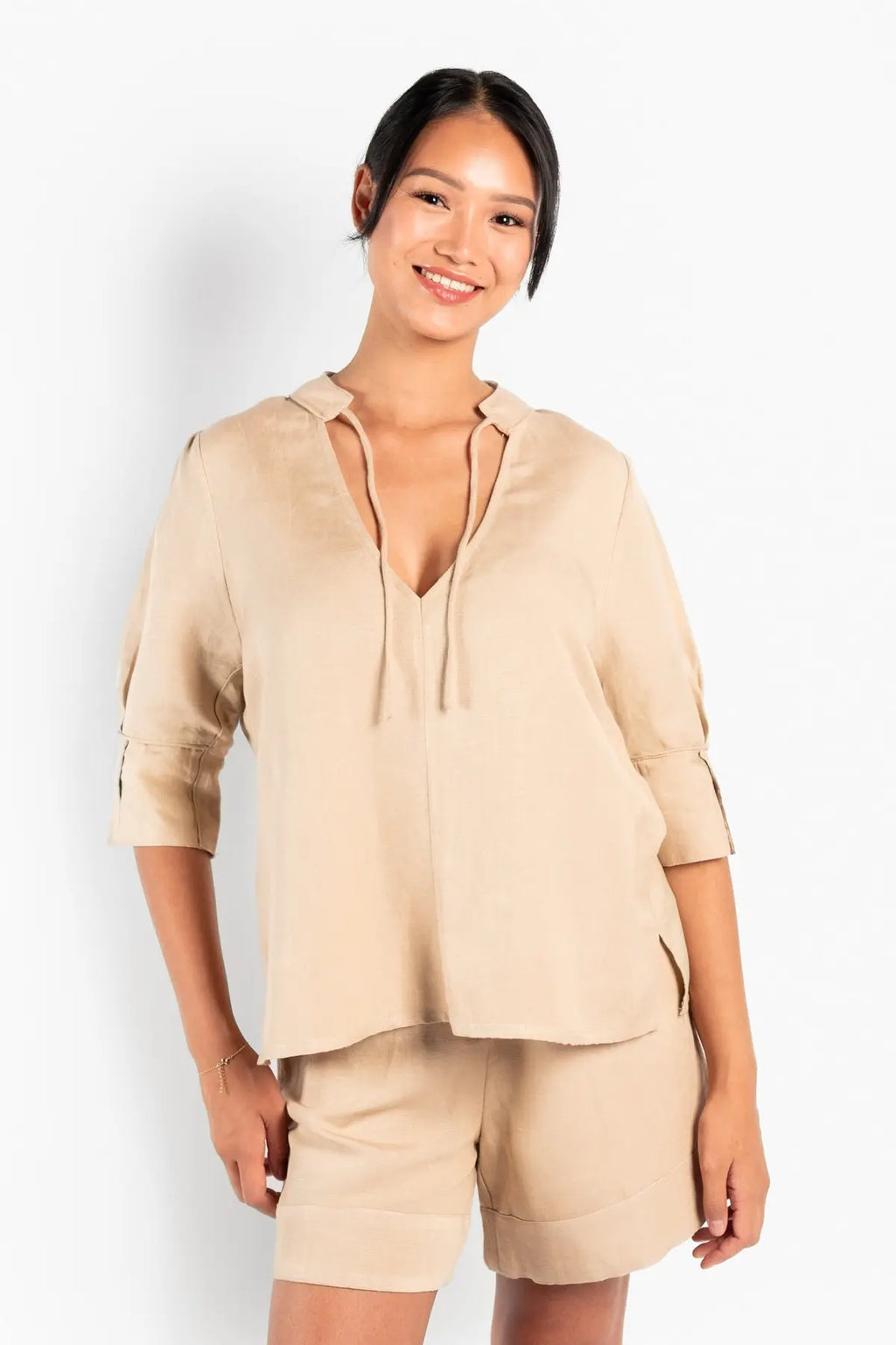 Tilly Bluse – luftig eleganse i naturlige materialer