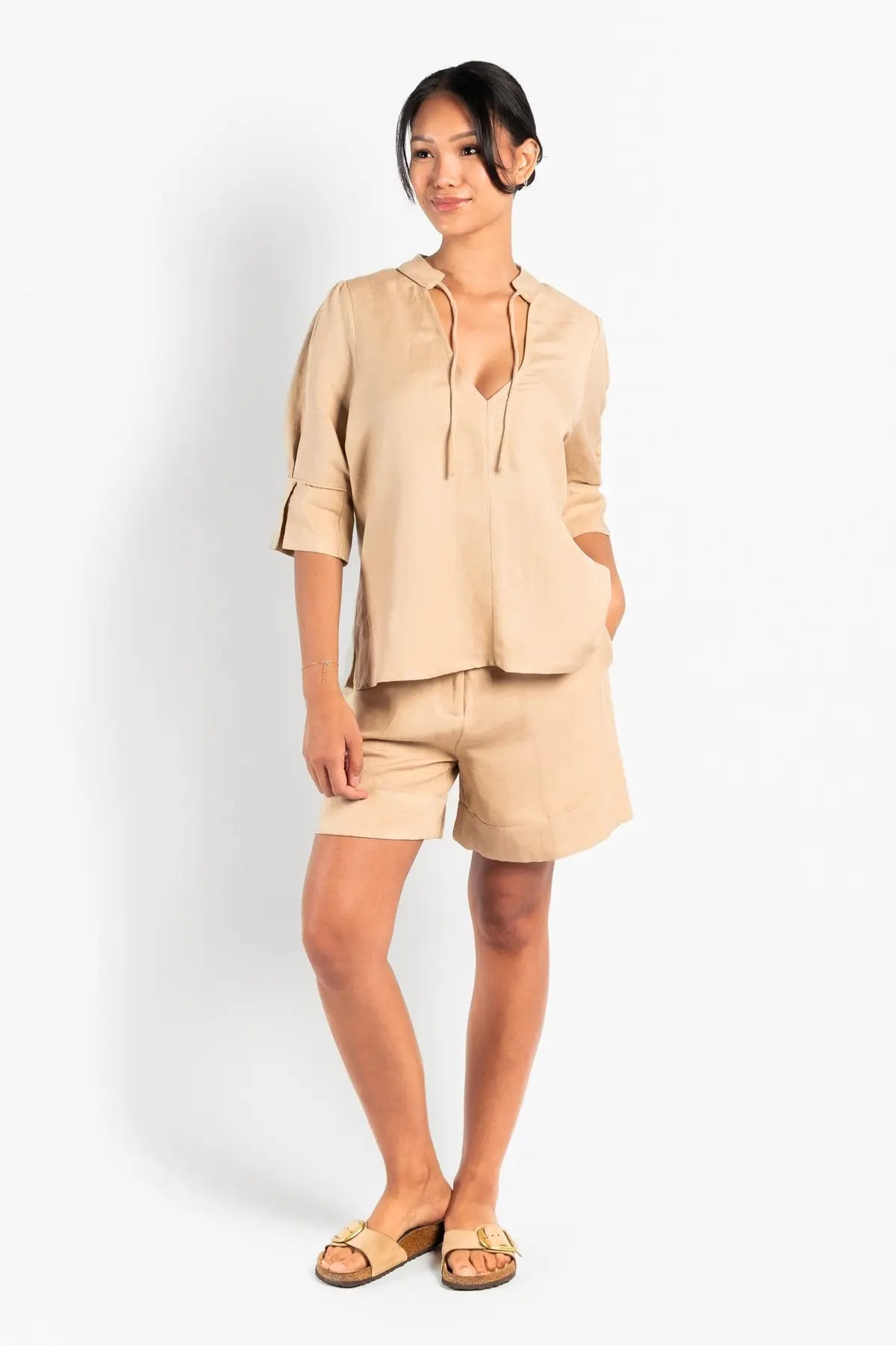 Tilly Bluse – luftig eleganse i naturlige materialer