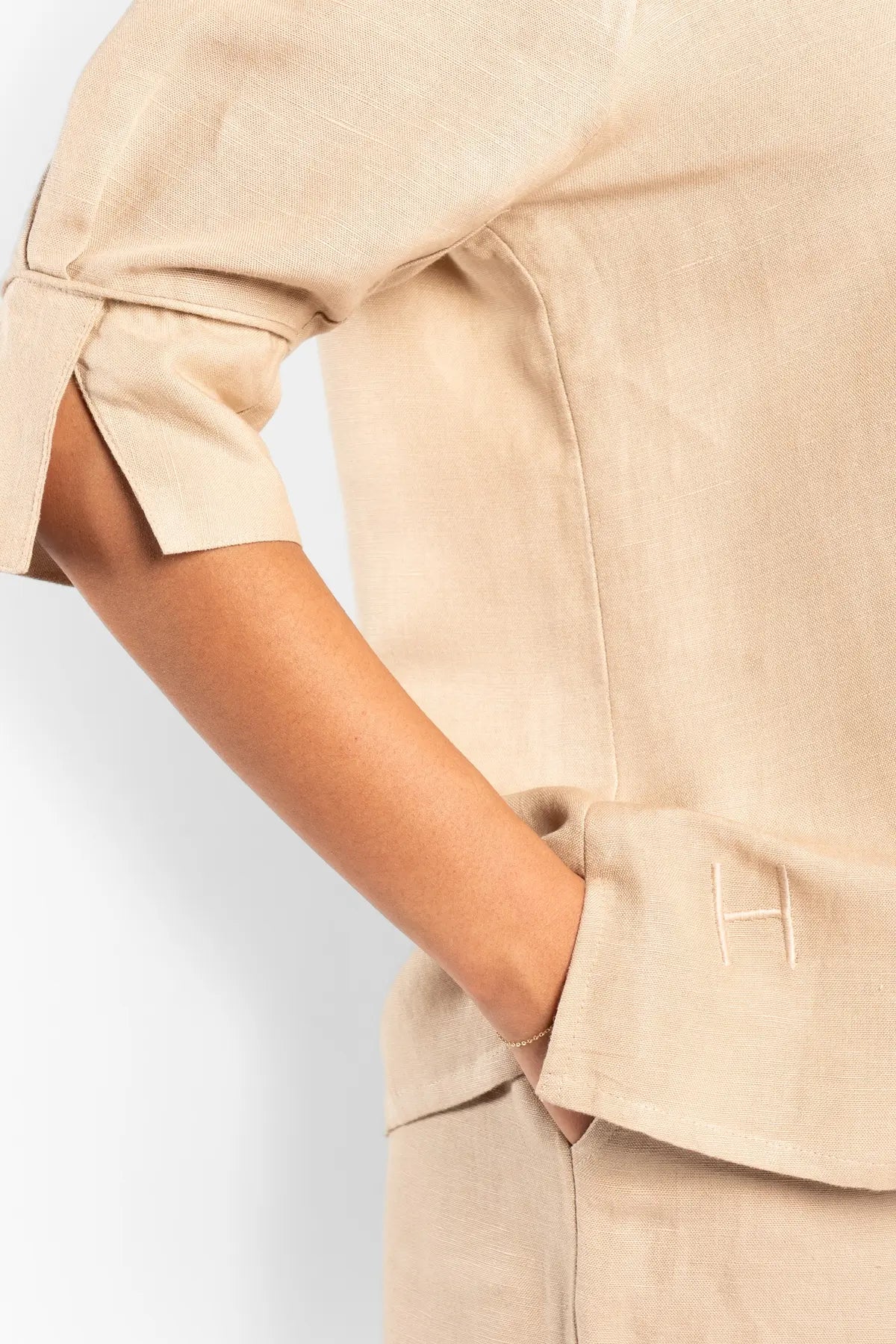Tilly Bluse – luftig eleganse i naturlige materialer