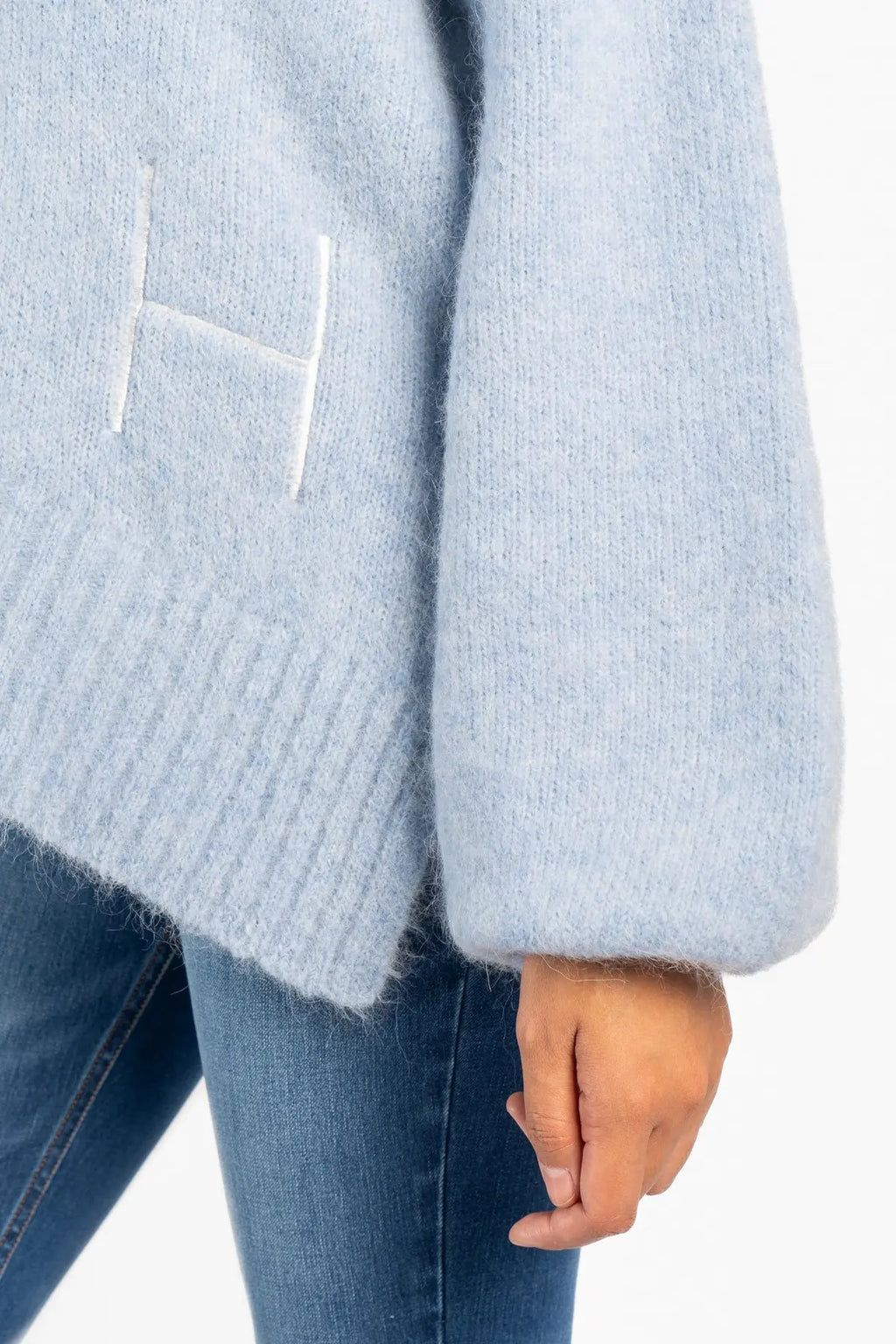 Sofie V-neck Sweater
